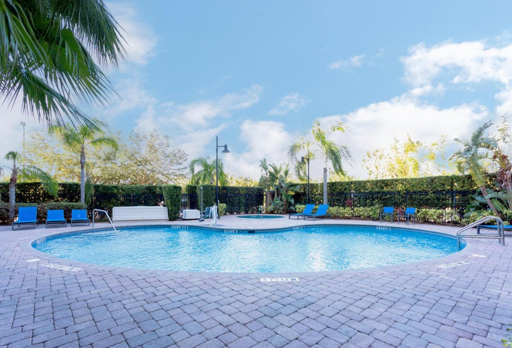 Holiday Inn Express-International Drive By Ihg Orlando Exteriör bild